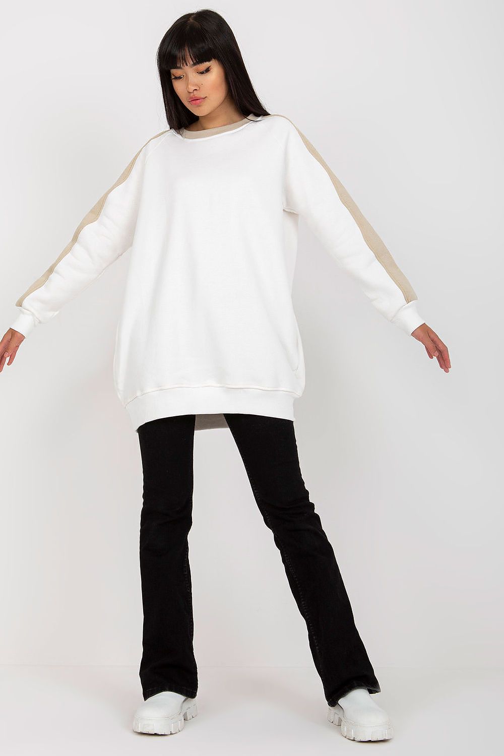 Sweatshirt model 169885